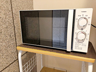 ■電子レンジ：館内1F自動販売機コーナー横に電子レンジもございます。お持ち込みしたお弁当の温め等にご利用下さいませ。