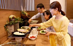 写真：バイキング朝食